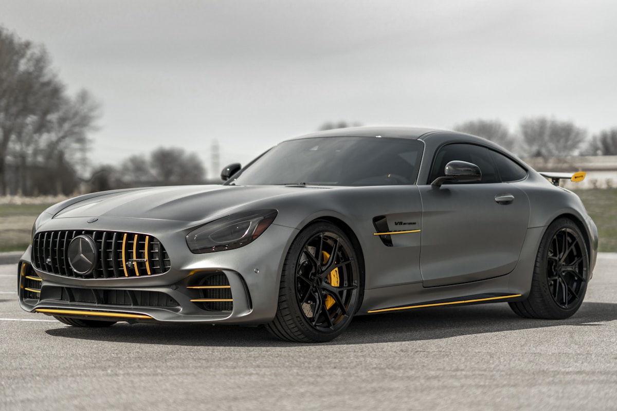 Abşeron Avtomobil Mərkəzi — Mercedes-Benz